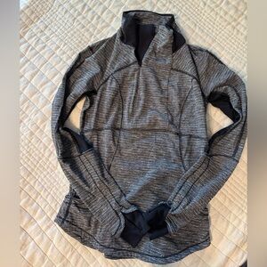 Lululemon black/grey run pullover